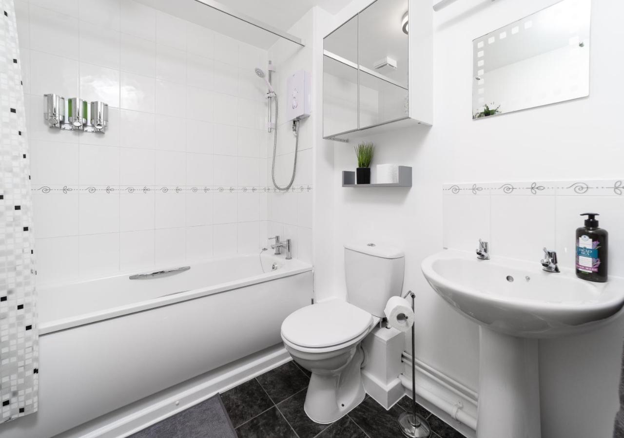 Charming 2Br Ground Floor Flat In Sholing, 11 Mins From City Centre - Recently Set Up With Love Southampton Dış mekan fotoğraf