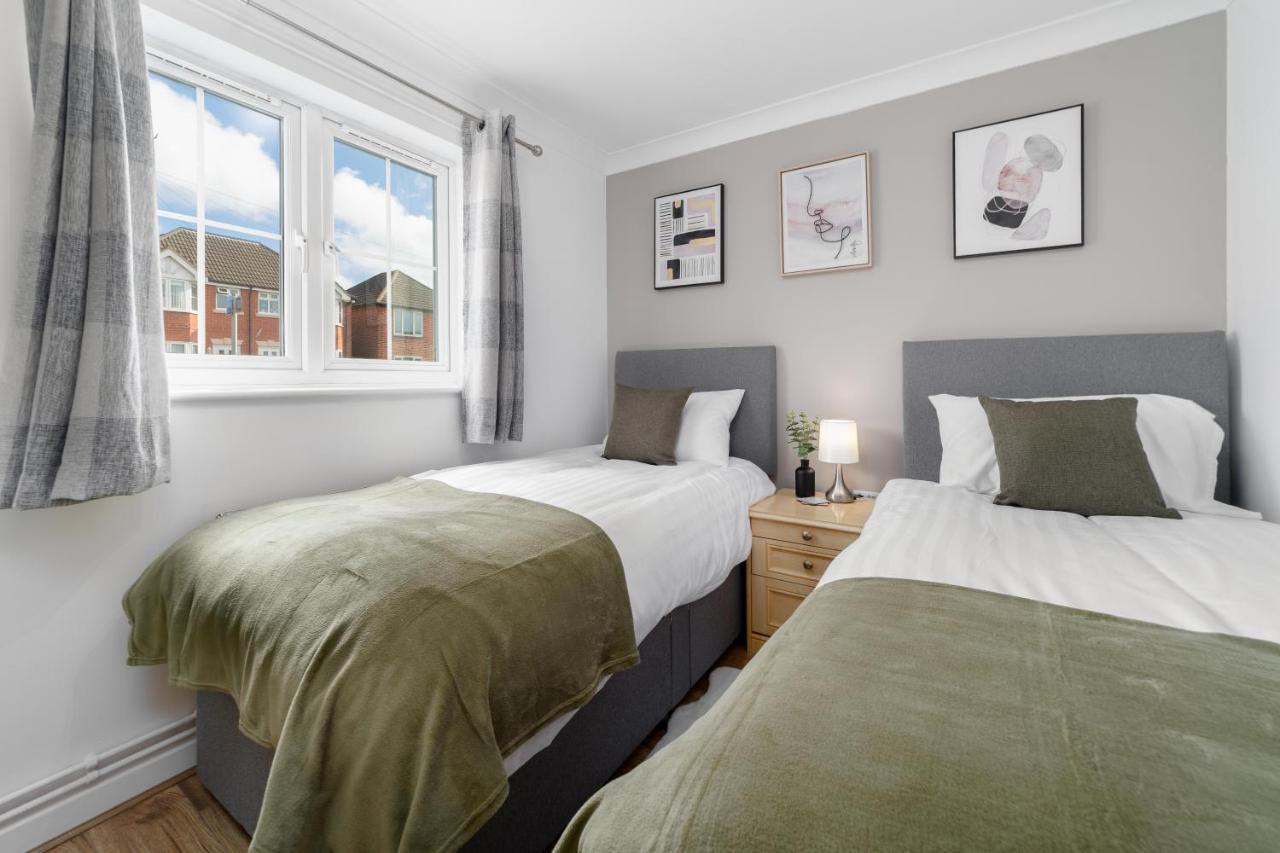 Charming 2Br Ground Floor Flat In Sholing, 11 Mins From City Centre - Recently Set Up With Love Southampton Dış mekan fotoğraf