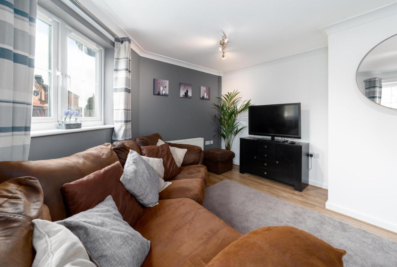 Charming 2Br Ground Floor Flat In Sholing, 11 Mins From City Centre - Recently Set Up With Love Southampton Dış mekan fotoğraf